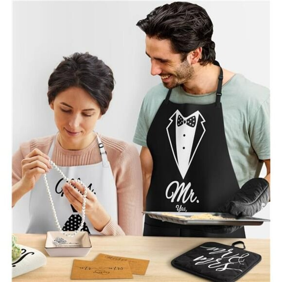 Mr and Mrs Aprons for Couples Gifts - Anniversary Bridal Shower Wedding Kitchen - Picture 6 of 8